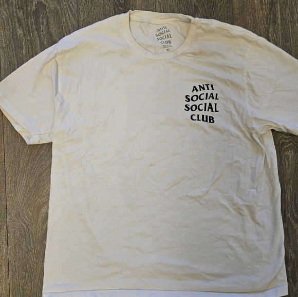 ðºSOLDðºAnti social social club with cherry blossoms - Picture 2 of 3